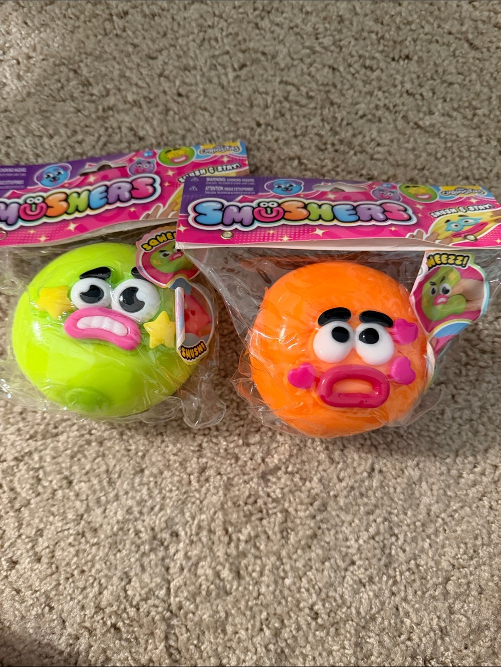 Smooshers Soft Squishy Face Ball - Neon Green & Neon Orange